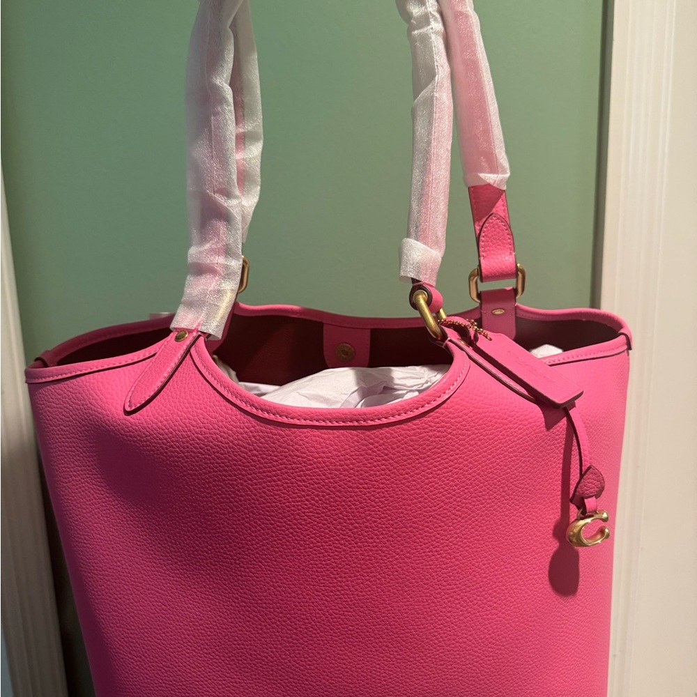 NWT - COACH Polished Pebble Leather Day Tote Petunia One Size - Picture 3 of 11